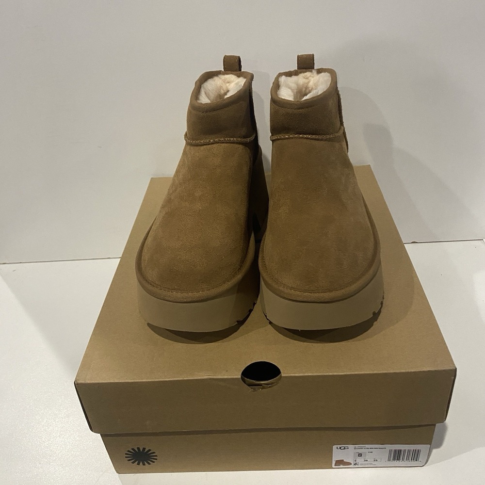 NIB UGG Classic Ultra Mini New Heights Platform Boots, Chestnut, Women's Size 8 - Picture 4 of 6